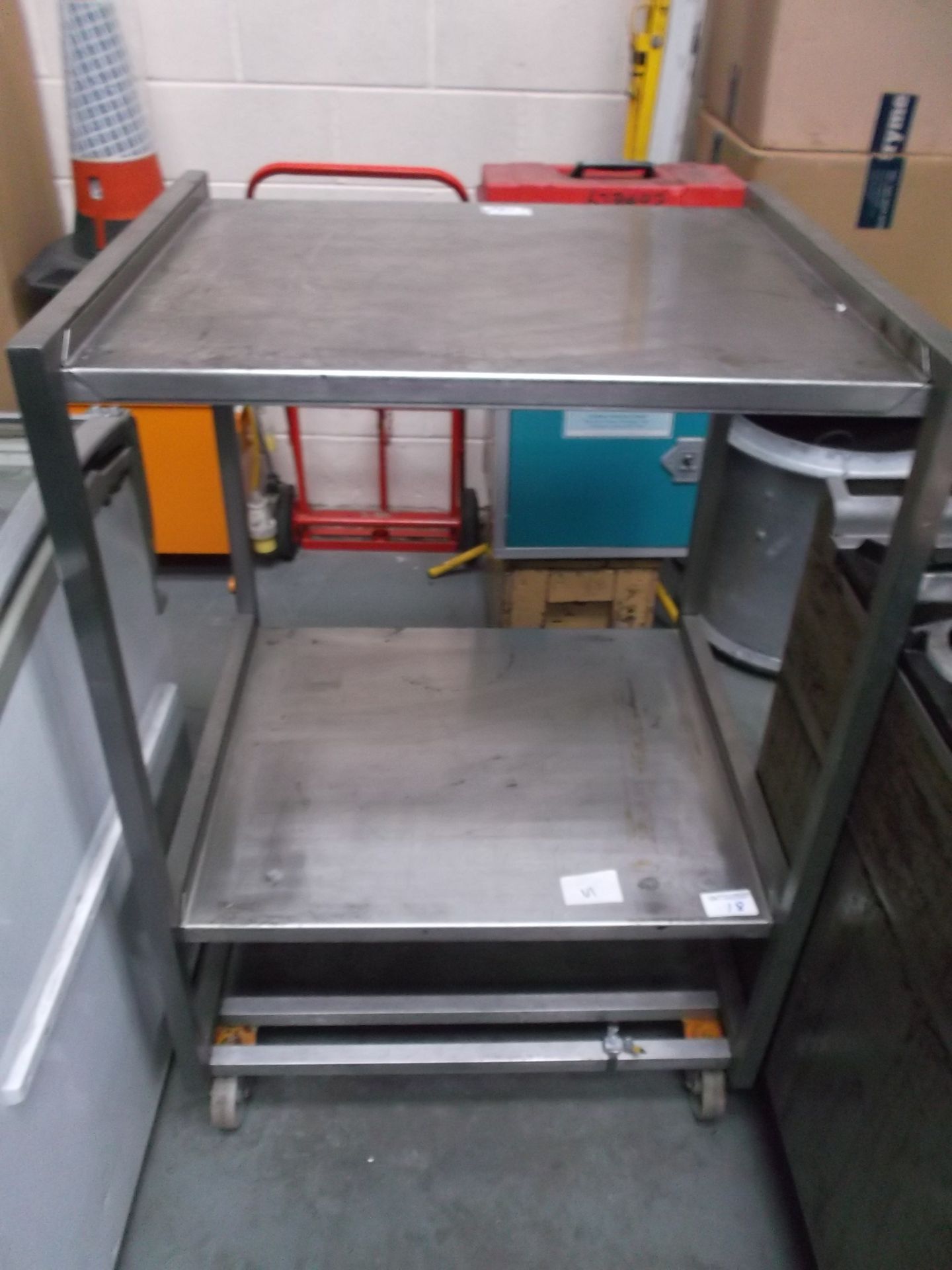 Stainless Steel Table

High

on Wheels