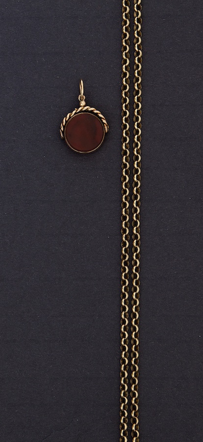 A 9 carat gold belcher muff chain, together with a bloodstone and carnelian hardstone fob pendant,