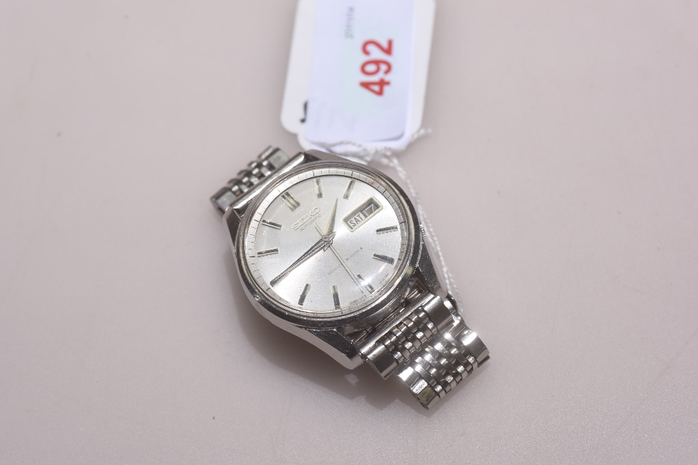 A Seiko automatic gentlemans wristwatch, with stainless steel strap