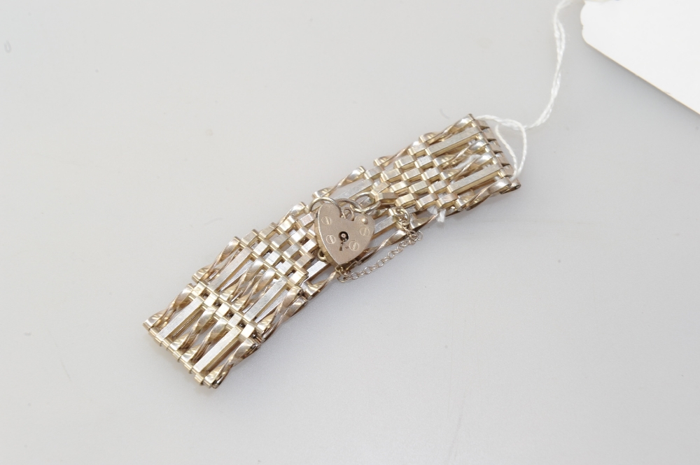 A silver gate link bracelet