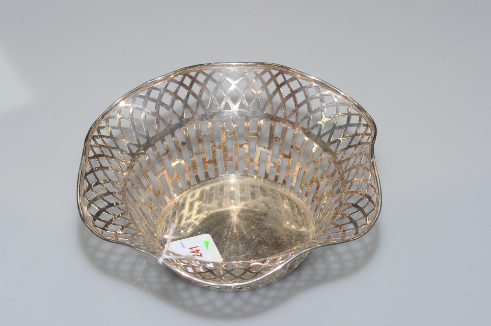 A German silver basket, Martin Mayer, Mainz, c. 1900, pierced with trelliswork and with scalloped