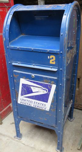 Boîte aux lettres US tôle bleue United States Postal Service.