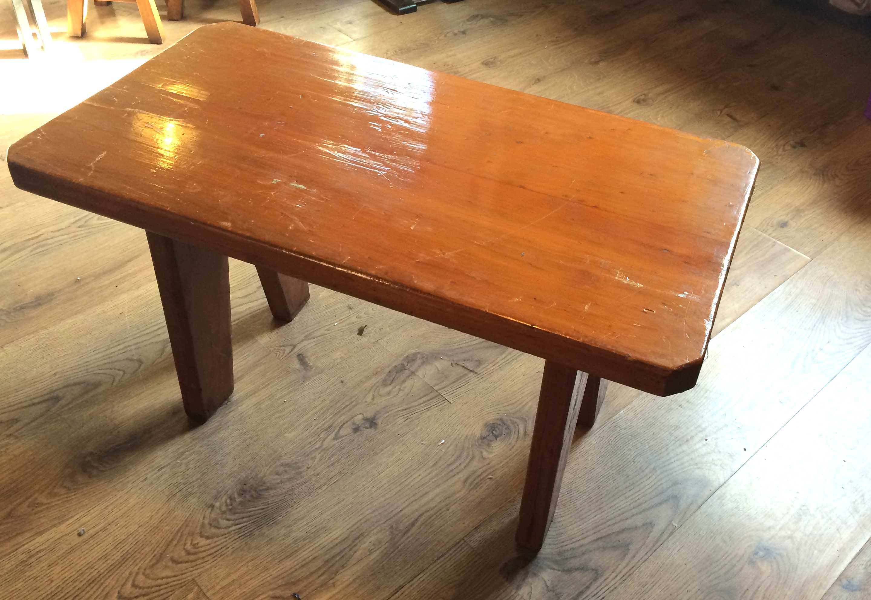Coffee table with inverted V legs and signed underneath ‘Spenlove’ see image 2
