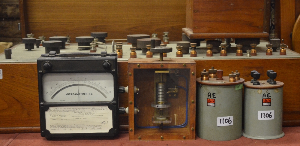 'Cambridge Instruments' slide wire potentiometer in wooden case, bespoke for E & V, c.1945, '