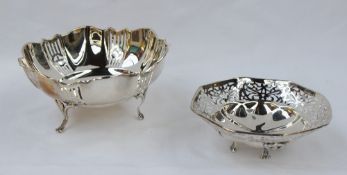 A George V silver Bon Bon dish of octagonal form with pierced rim on a pedestal foot, Birmingham,