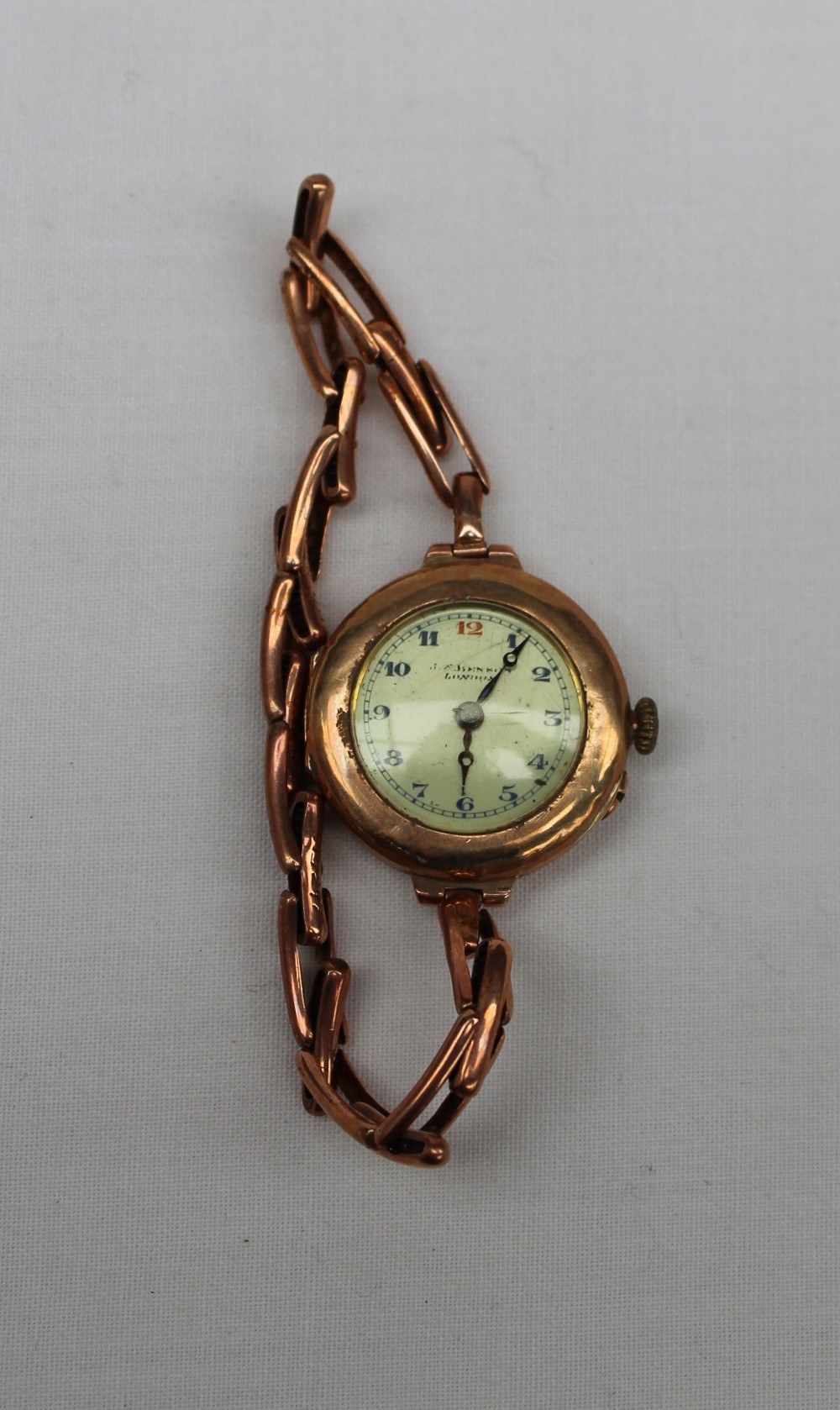 A lady`s 9ct yellow gold Benson wristwatch, together with a Lady`s 9ct Rotary wristwatch, another - Image 2 of 4