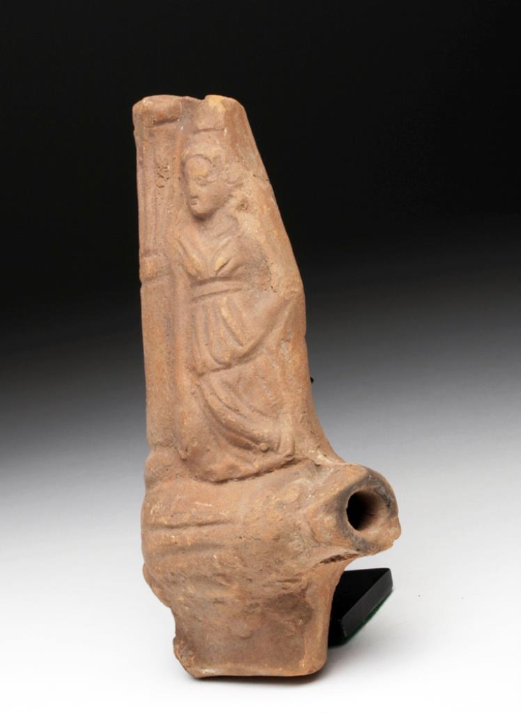 Alexandrian (Egypt) Terracotta Oil Lamp  Egypt, under Roman rule, ca. 1st century BCE / CE.  Rare