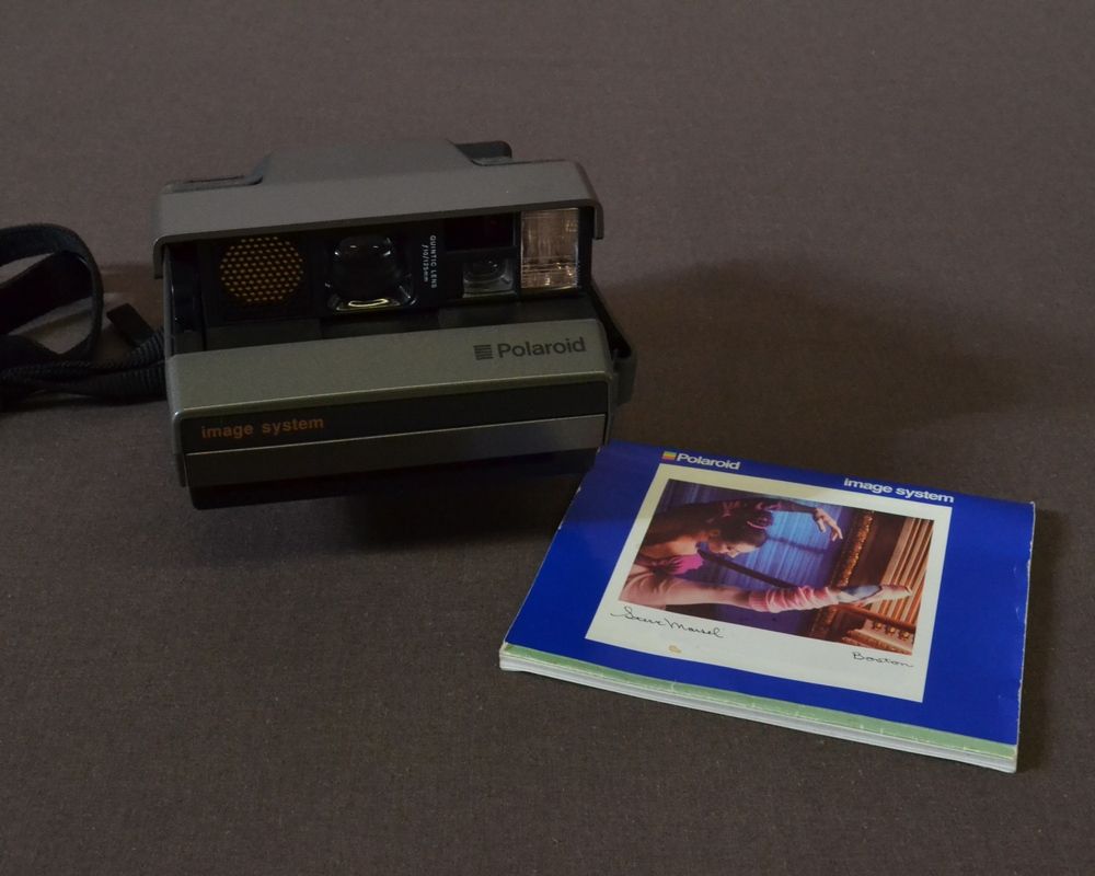 Sofortbildkamera "Polaroid Image System"  Polaroid Sofortbidkamera zum auf-und zuklappen, mit