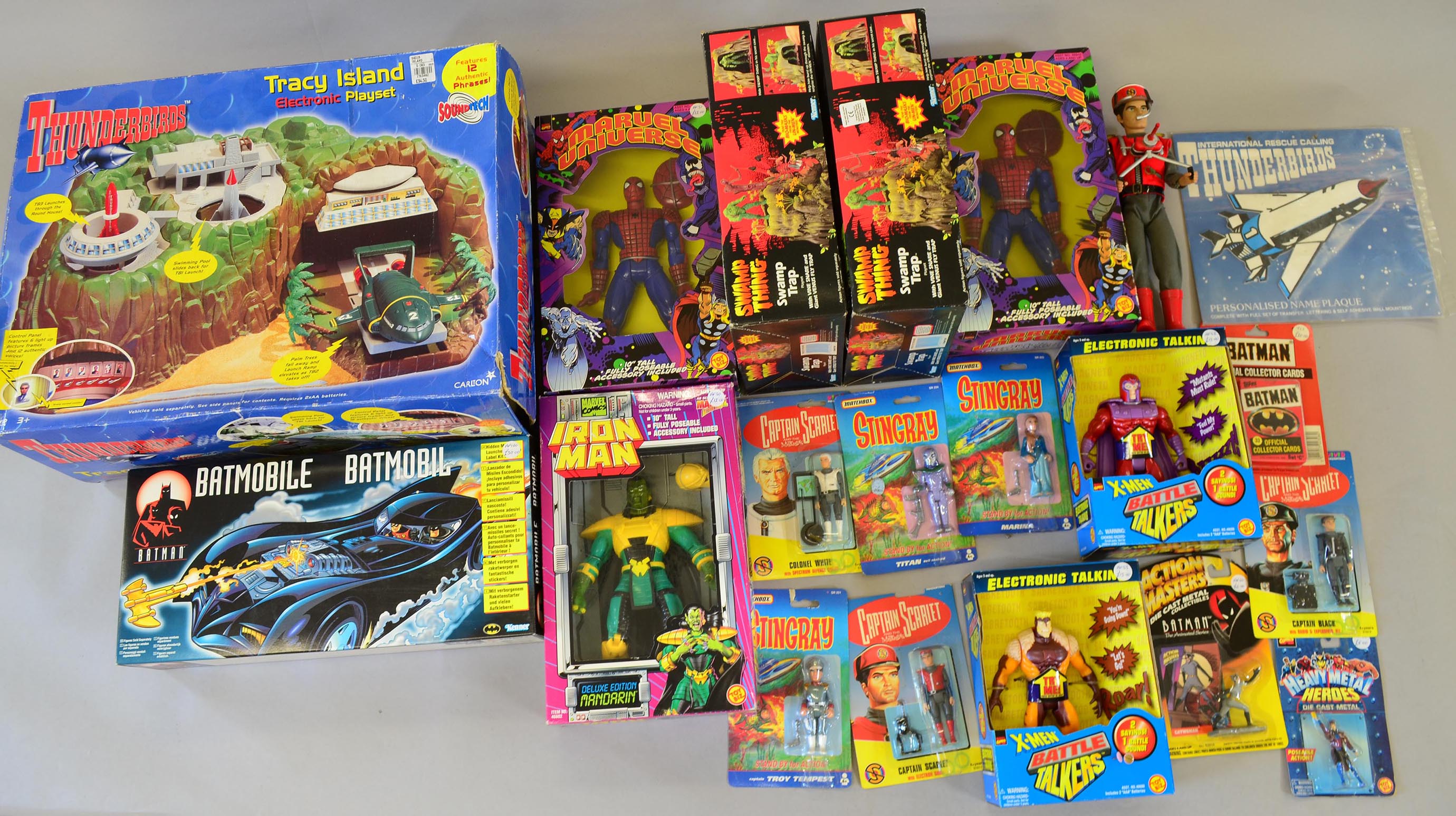 TV related toys: two Kenner Swamp Thing Swamp Trap; three Toy Biz Marvel 10" figures; two Toy Biz