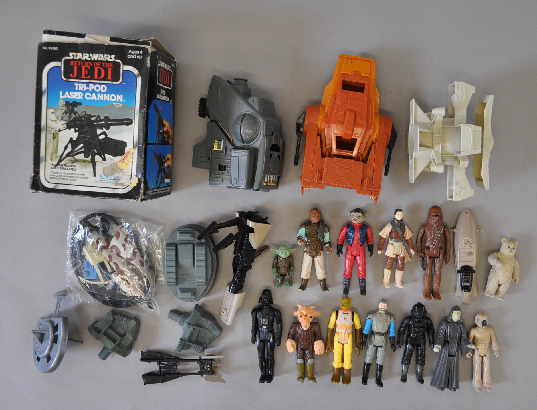 Kenner Star Wars: 13 x action figures; Tri-Pod Laser Cannon in F box; Speeder Bike; four mini-