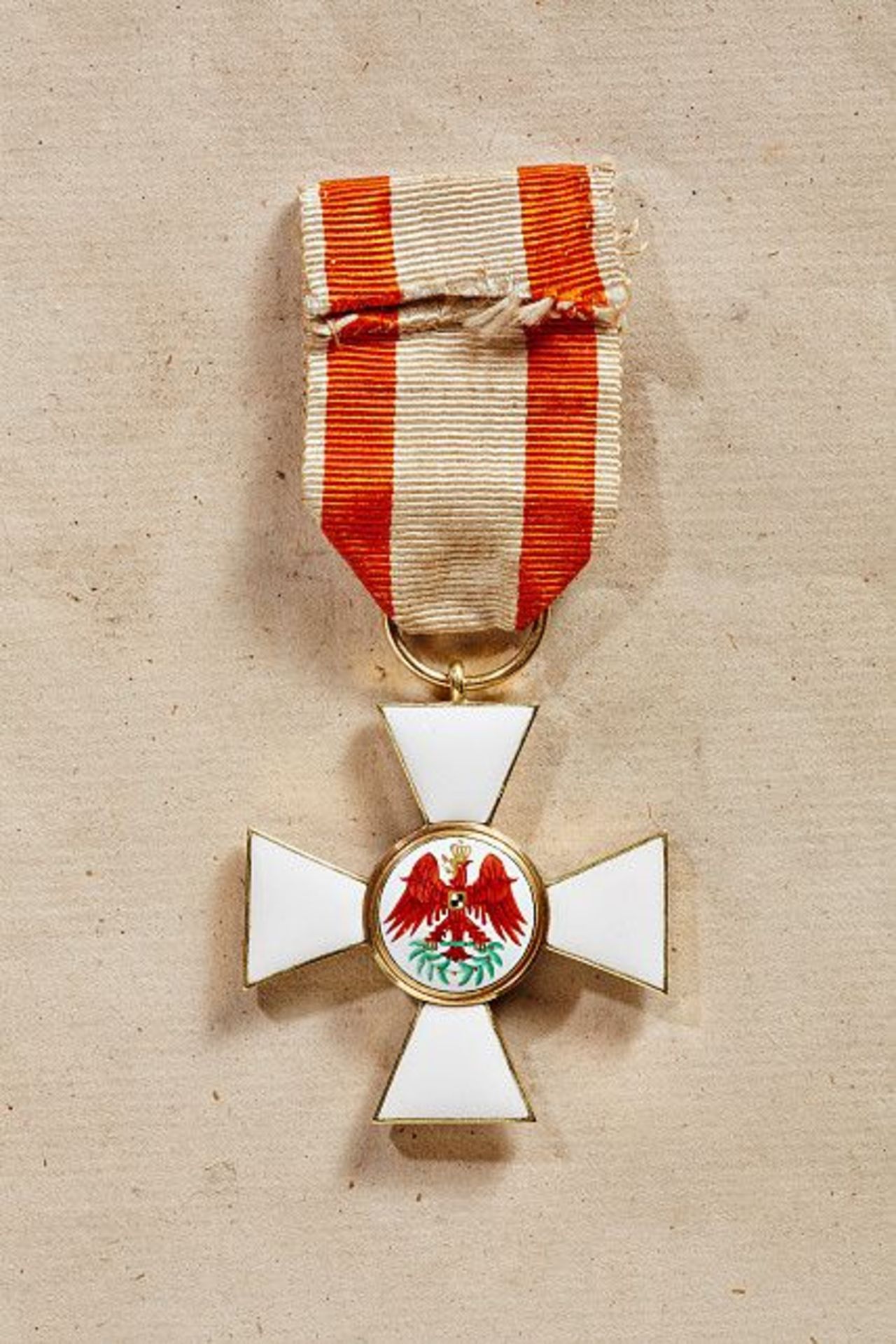 KÖNIGREICH PREUSSEN - ROTER ADLER ORDEN : Kreuz 3. Klasse.  Gold und Emaille, ohne Band. Auf dem