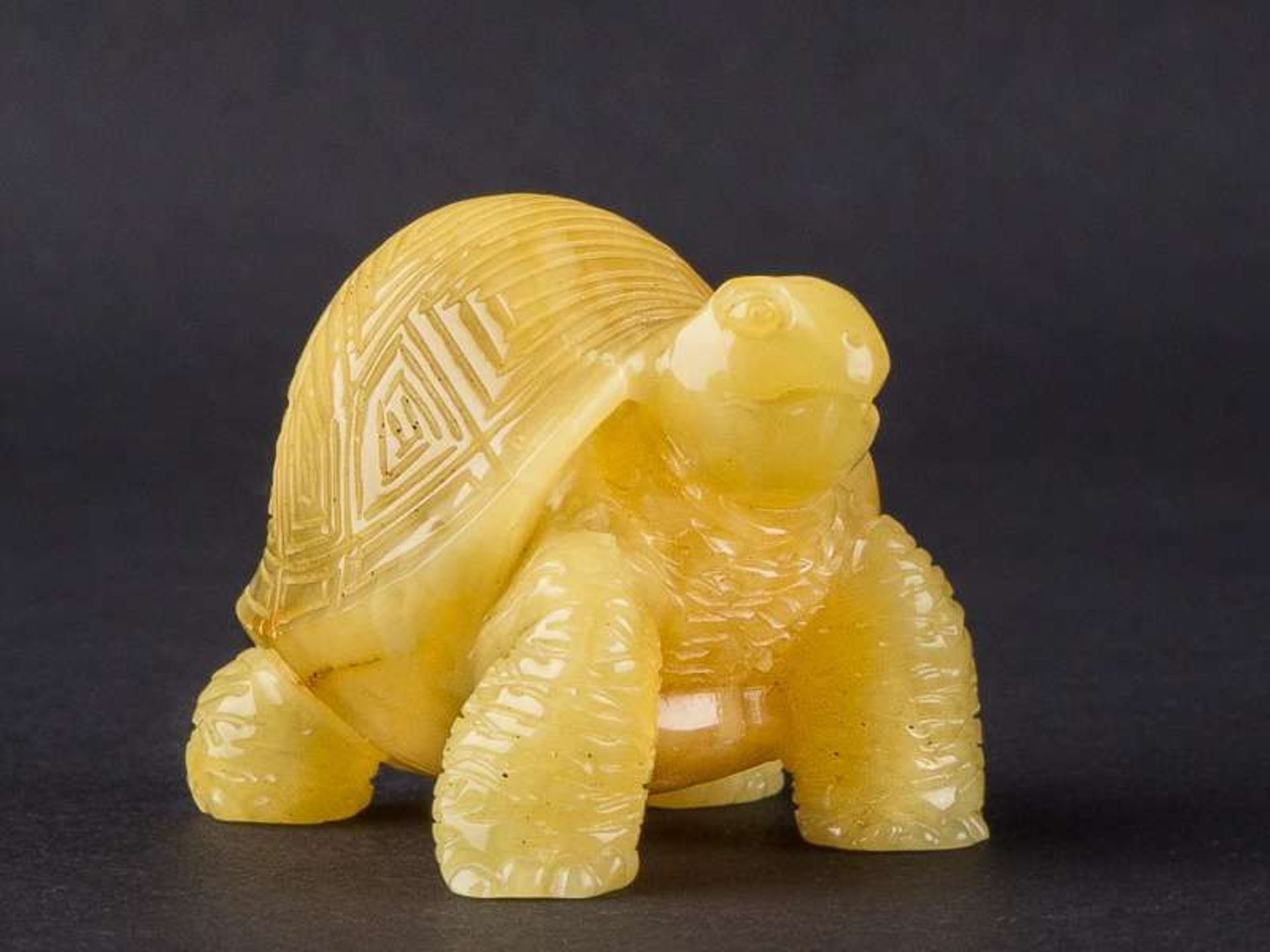 Bernstein Schildkröte Königsberg um 1930 / Amber Turtle Antique Art Deco  honiggelb  Gewicht 15,6 g,