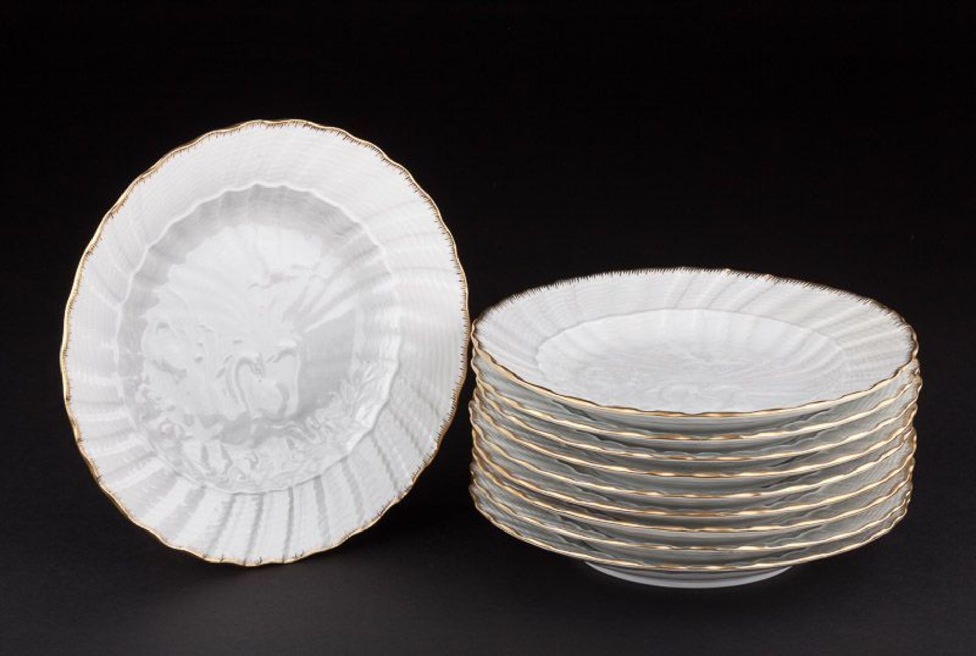 10 Essteller Schwanenservice mit Goldrand - 10 Plates Swan Service Meissen  Meissen. Entwurf J.J.