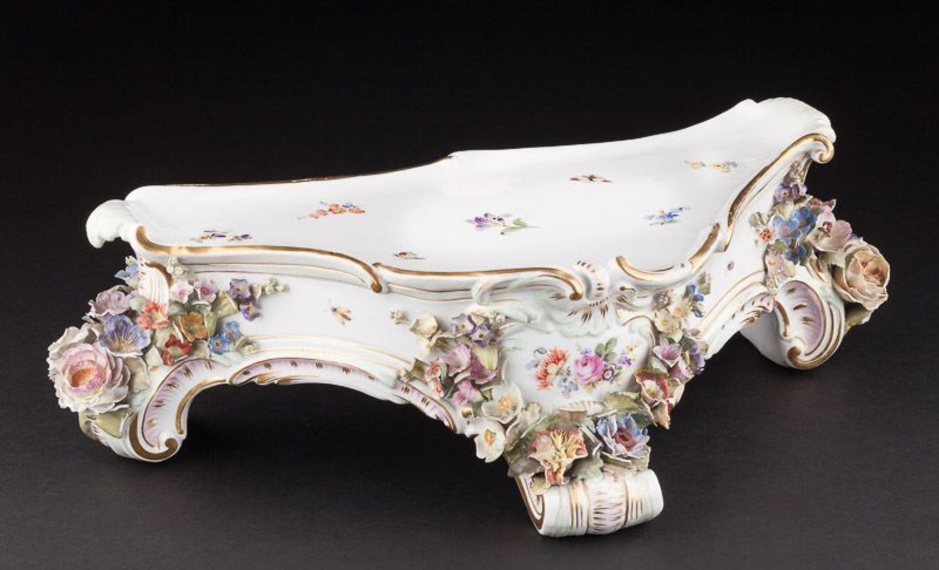 Kaminuhr-Konsole Meissen um 1890 - Mantel Timepiece On Stand Meissen about 1890  Hübsche Konsole auf