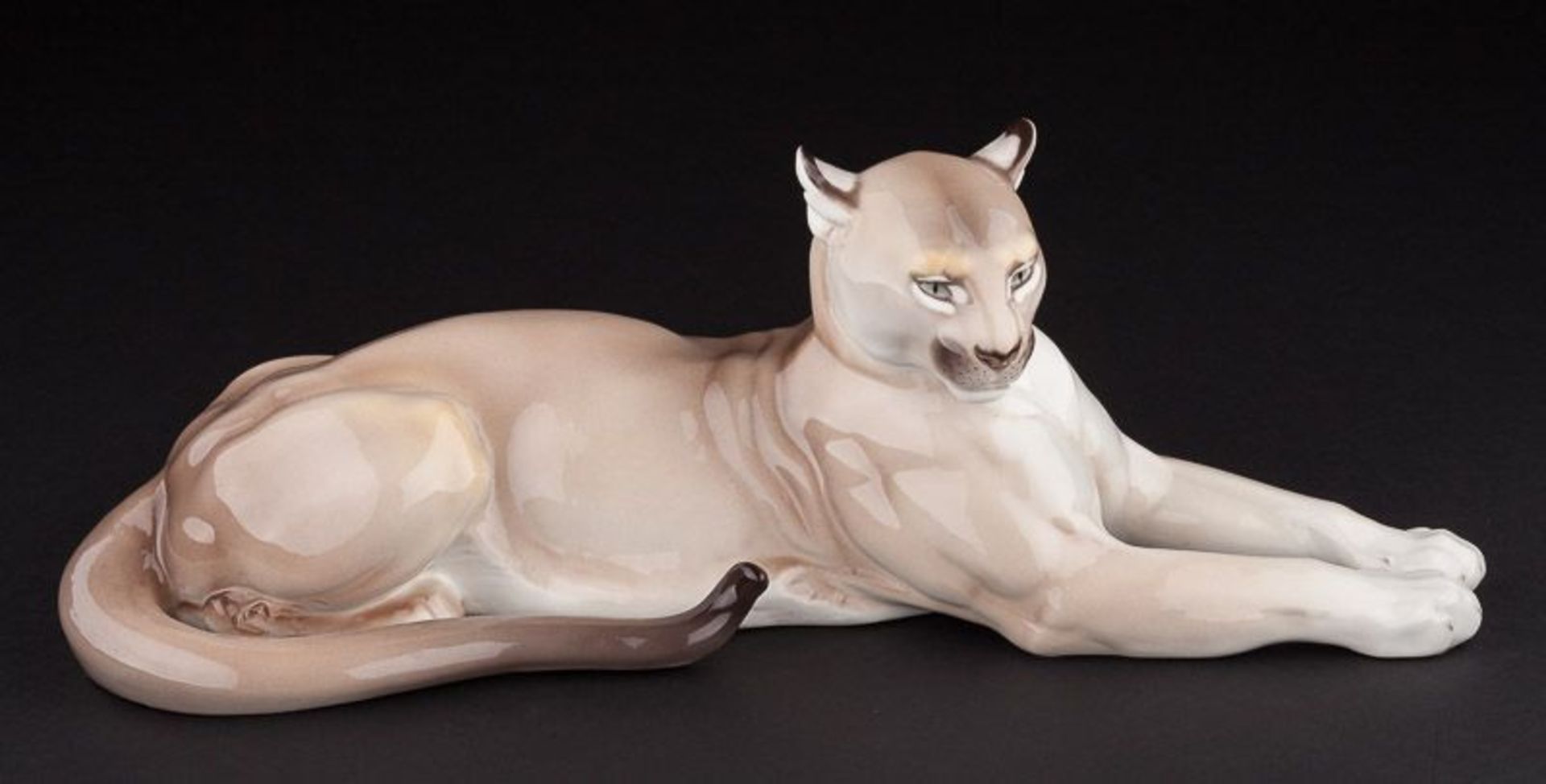 Jugendstil Tierfigur NYMPHENBURG - A Nymphenburg Figure of a Puma Art Nouveau  Modell von Theodor