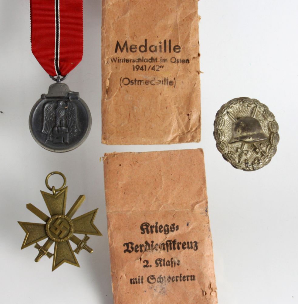 Kriegsverdienstkreuz II. Klasse mit Schwertern u.a.  dabei Kriegsverdienstkreuz mit Schwertern II.