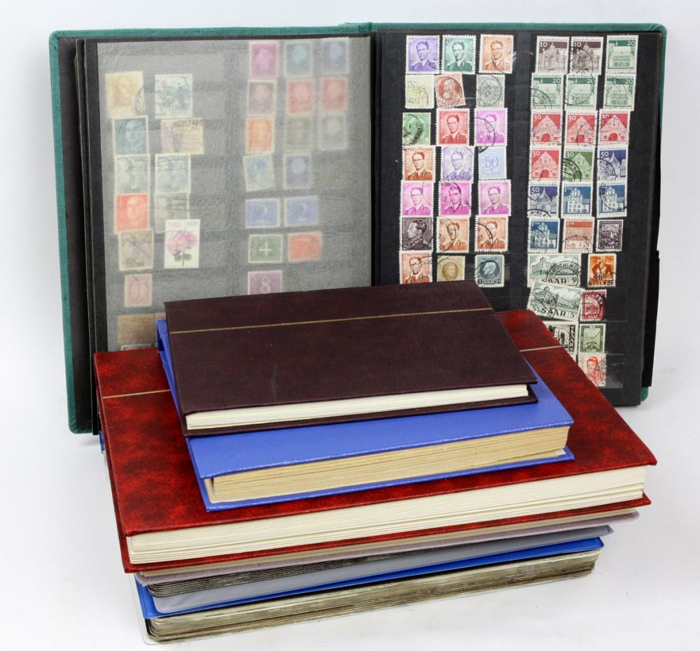 Posten von 7 Briefmarkenalben  Steckalben überwiegend gefüllt mit ungestempelten Briefmarken der