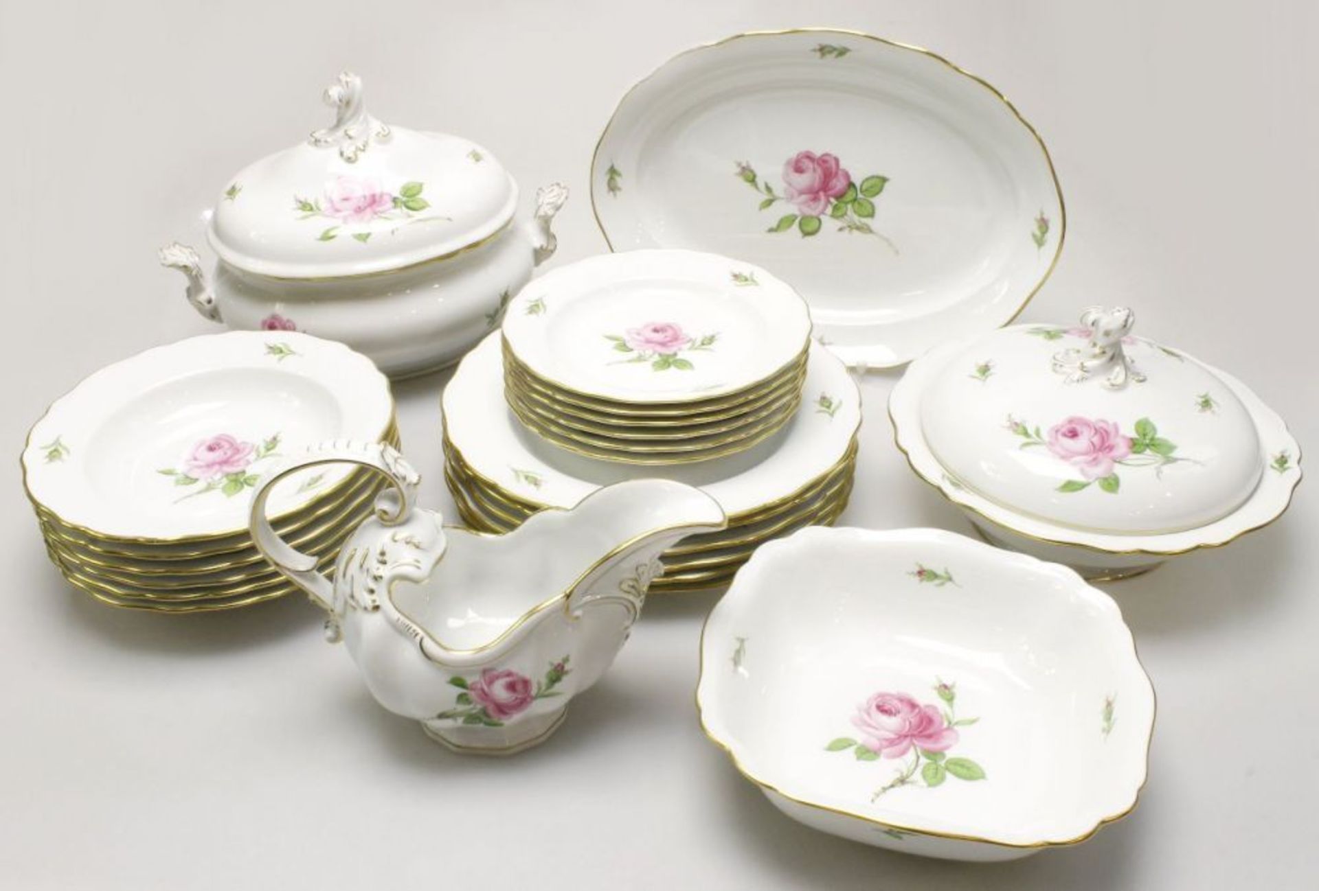 Meissen Speiseservice "Rote Rose" 23tlg. - 1.Wahl  6 Speiseteller, 6 Suppenteller, 6