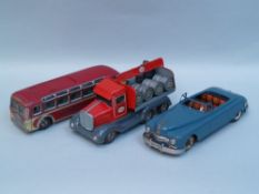 Lot 3 metal toys. 1 Cabriolet Arnold Candidate ''Made in Germany U.S. Zone'', 1 Göso Esso Truck ''