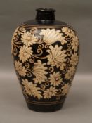 Cizhou vase - China, Stoneware, Meiping-type, all-round blooming lotus tendrils in sgraffito