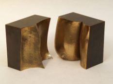 Török Gábor (* 1952 Budapest / based in Wiesbaden) - Bronze Cube, patinated bronze sculpture of