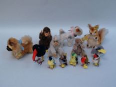 Mixed Lot 13 Steiff animals. With button and label, H.ca.4-8cm. 6 birds, 2 dogs, 2 monkeys, 1 Teddy,