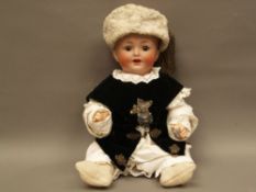 Porcelain head doll - Kammer Reinhardt gem. K. + R 22, 1912, character baby, sleep eyes, open