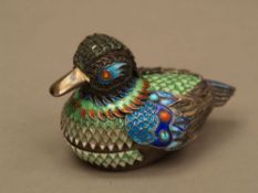 Beautiful Figur of a Duck - Asia, two-piece body set with translucent enamel and elaborate silver