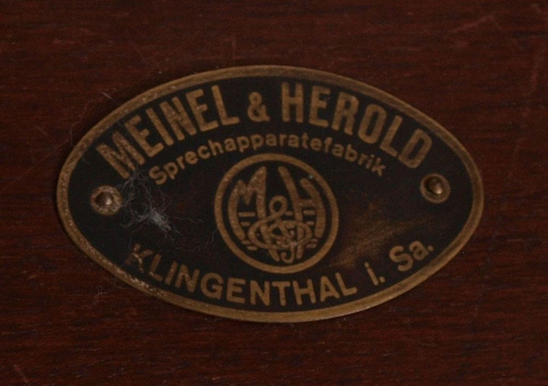 Grammophon, Meinel & Herold Im Holzgehäuse, mit originalem Holztrichter (!). Intakt. H.102cm ohne - Bild 4 aus 4