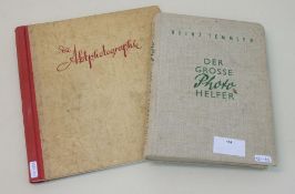 2 Bücher (Thema Fotografie)  "Die Aktphotographie" von Dr. Alfred Grabner, Wien 1939 und "Der grosse