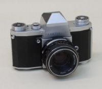 Praktika IV F  Kamerawerke Guthe & Thorsch Dresden, 1962, Kleinbild-Spiegelreflexkamera, Objectiv: