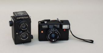 2 Kameras  verschiedene Hersteller    Dieses Los wird in einer online-Auktion ohne Publikum