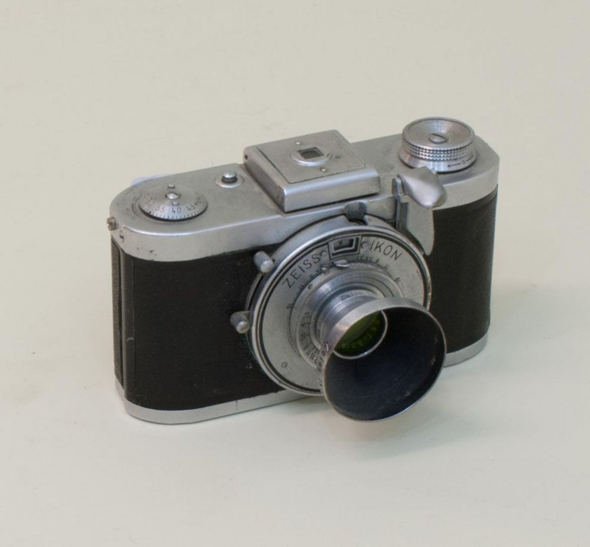 Tenax I (570/27)  Kamerawerk Zeiss-Ikon AG, 1930, Kleinbild-Sucherkamera, Objektiv: Novar 3,5