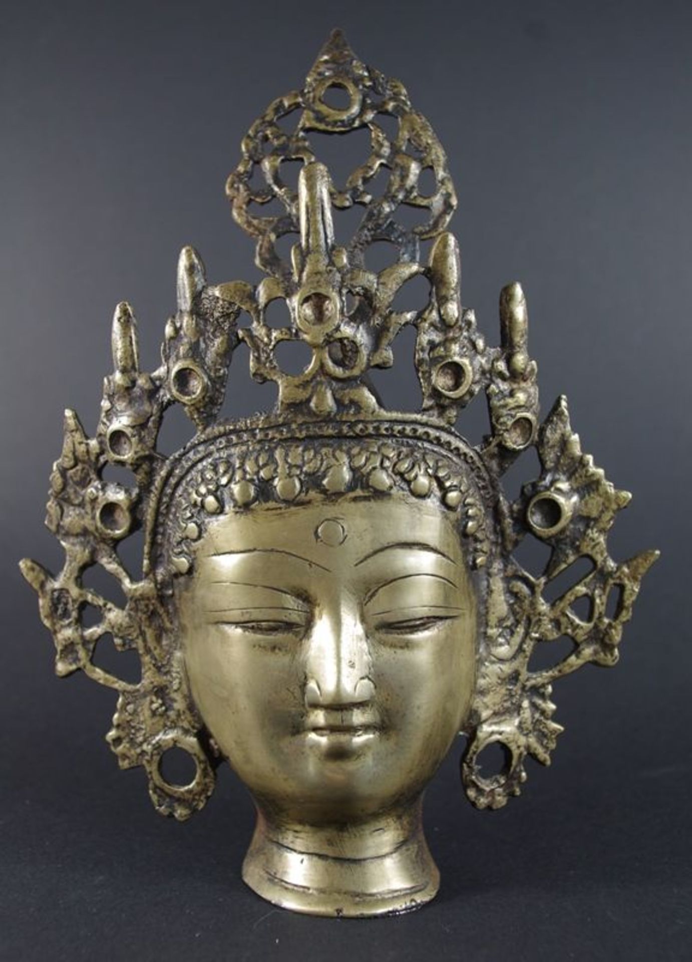 Buddhakopf m. Kopfschmuck, Messing, Thailand 20.Jh., h. 21cm