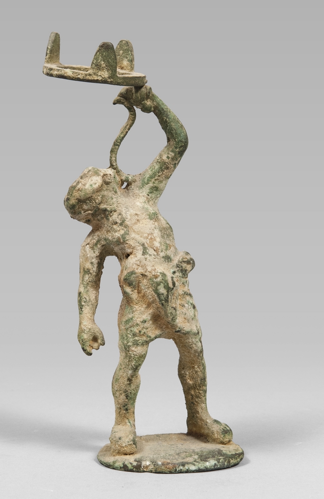 BRONZE FIGURE OF MARS, EARLY 20TH CENTURY a green patina, with traces of soil. Measurements cm. 32 x