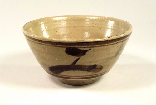 LEACH STANDARD WARE.
A Leach Pottery Standard Ware 'Z' pattern bowl.