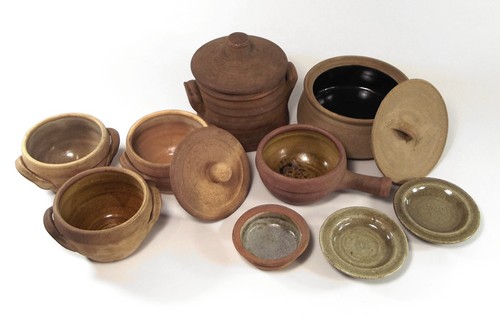 SCOTT MARSHALL.
Various pieces of Scott Marshall, Boscean Pottery domestic ware.