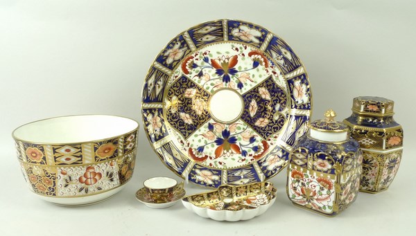 A quantity of Royal Crown Derby porcelain decorated in imari patterns, comprising; a hexagonal tea