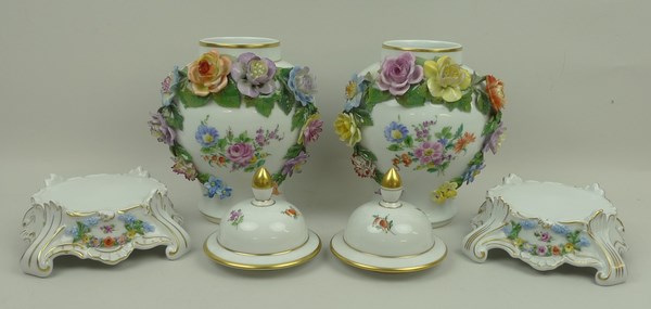 A pair of Dresden porcelain vases, covers and stands, of baluster form encrusted and painted with - Image 4 of 5