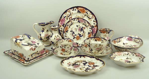 A quantity of Masons ironstone decorated in the 'Mandalay' pattern, comprising; cheese dish and