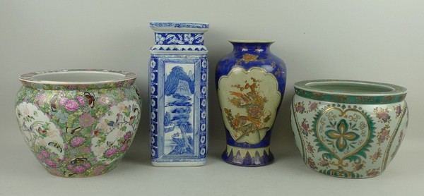 A Cantonese famille rose porcelain jardiniere reserve painted with birds and flowers, 28 by 22cm,