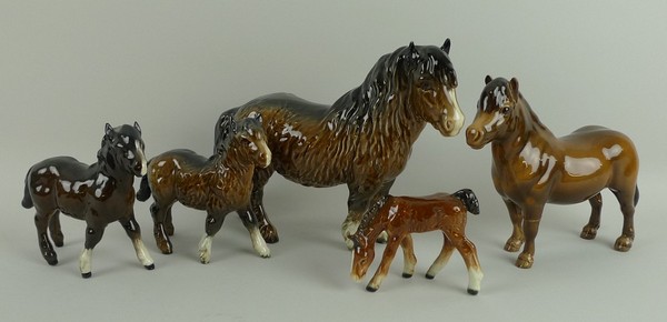 A Beswick figure of a Shetland pony, no 1033, Eschonchan Ronay, no 1648, two foals, nos 1034 and a