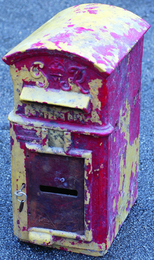 POST BOX. 20.5ins tall, 10ins wide, 14ins deep. Heavy cast iron post box, domed top ?G.R.? with
