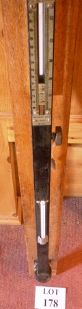 An Edney Fortin stick barometer Rd No 788919, by Gallenkamp London No 1986 est: £80-£120