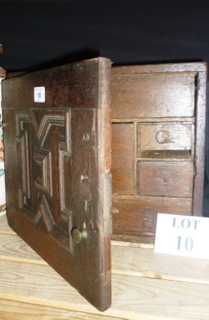 A 17c oak cabinet with drawers inside (a/f) est: £60-£90 (A1)