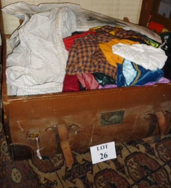 A vintage luggage case containing textiles and accessories est: £30-£50 (BB34)