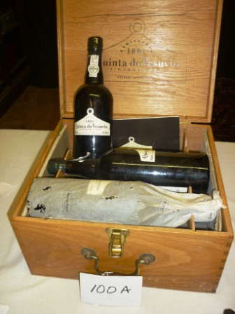 A boxed case of six 1991 Quinta do Vesuvio bottles of port est: £150-£250 (G2)