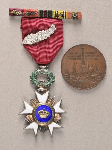 Belgium  Property of decorated civic Kölle.  1.) crown order, knights cross, with buckle, in case;