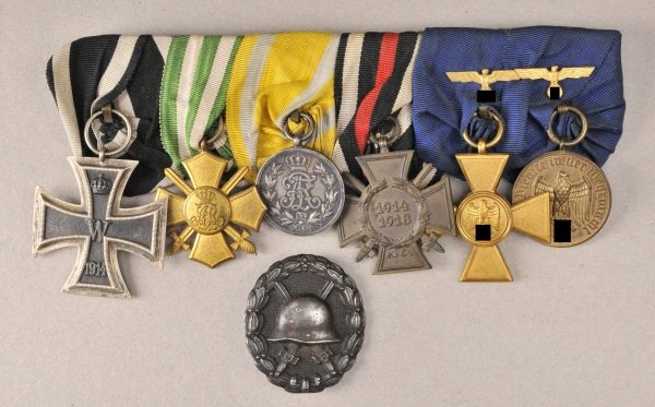 Germany (1933-1945)  Property of 7 decorations.  Buckle: 1.) Prussia: iron cross, 1914, 2nd class;