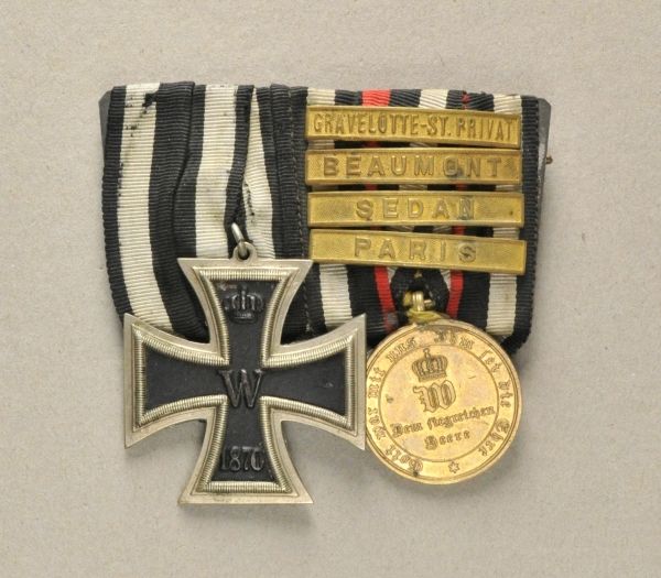 Prussia  Mounted medalbar with 2 decorations.  1.) Iron Cross, 1870, 2. class; 2.) War Medal 1870/